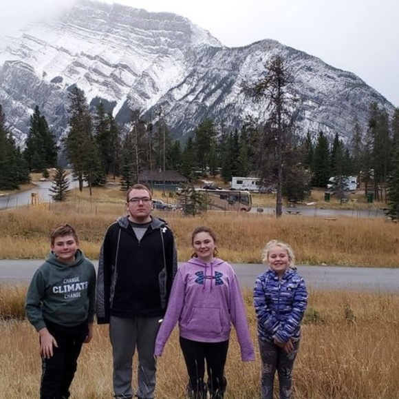 Meet your Posher, Jennifer - Picture 1 of 1